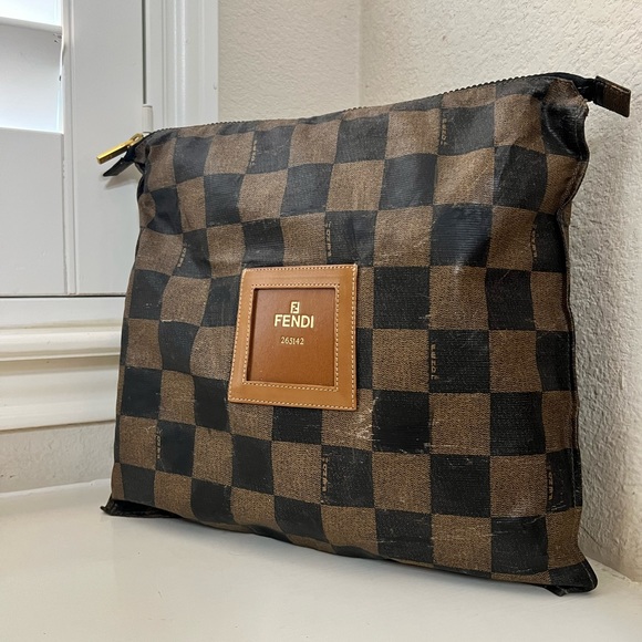 Fendi clutch - Picture 7 of 12